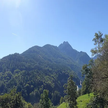 In Near Wolfsklamm River شقة