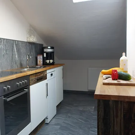 In Near Wolfsklamm River Apartment