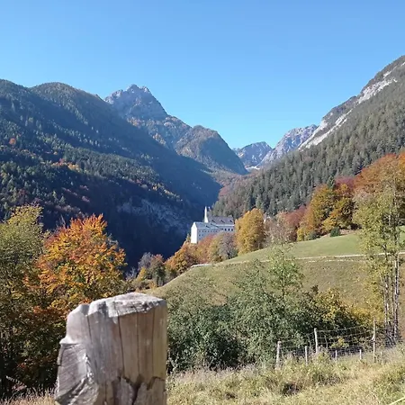 In Near Wolfsklamm River