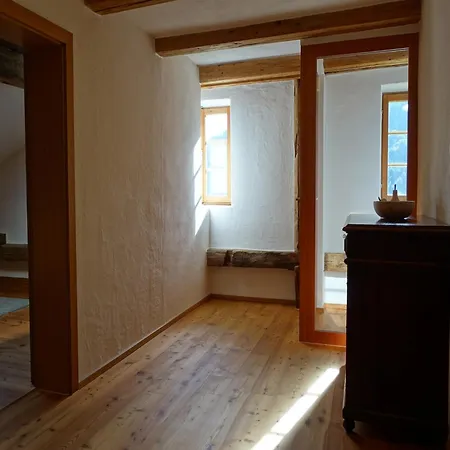 Apartament In Near Wolfsklamm River